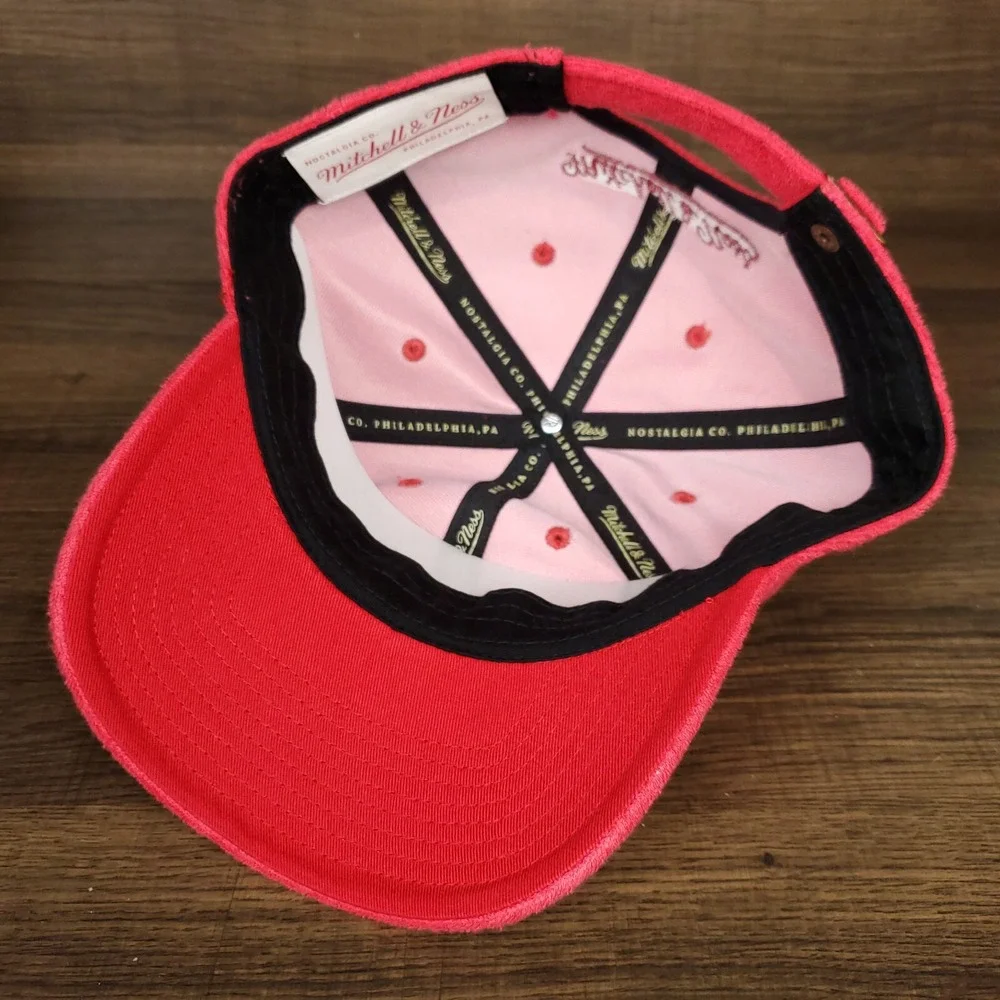 Atlanta Hawks Mitchell & Ness NBA Dad Cap Hat 3D Logo Red Terry‎ Fabric New